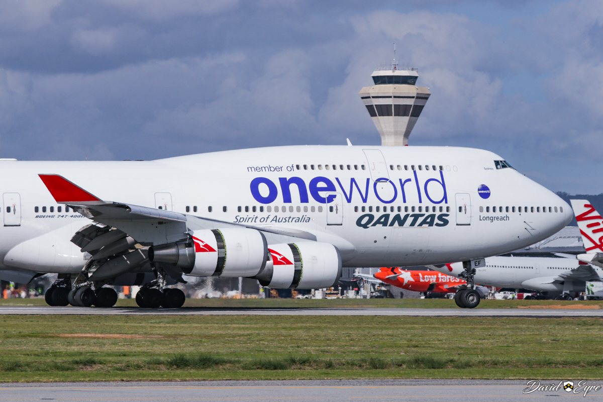 Qantas Boeing 747 Temporarily Returns To Perth Services