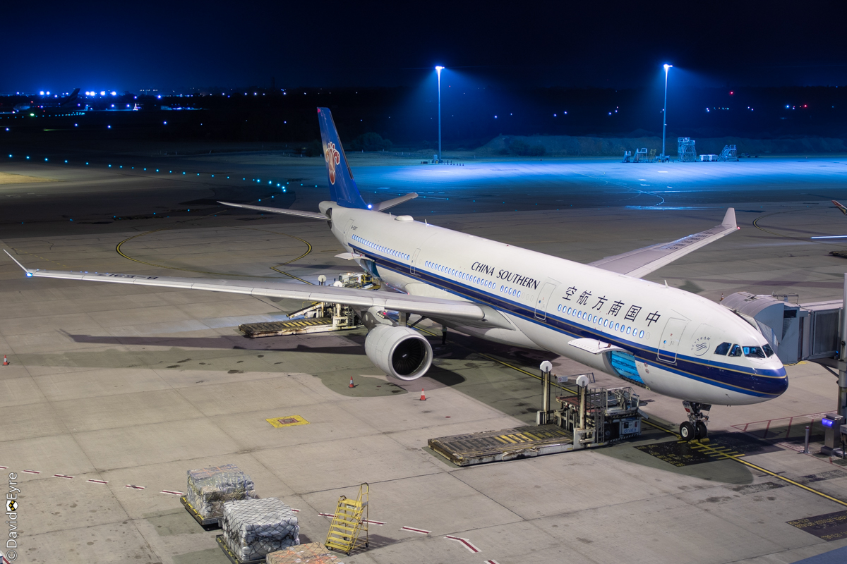 B-6548 Airbus A330-223 (MSN 1335) of China Southern Airlines at Perth Airport – Sun 15 February ...
