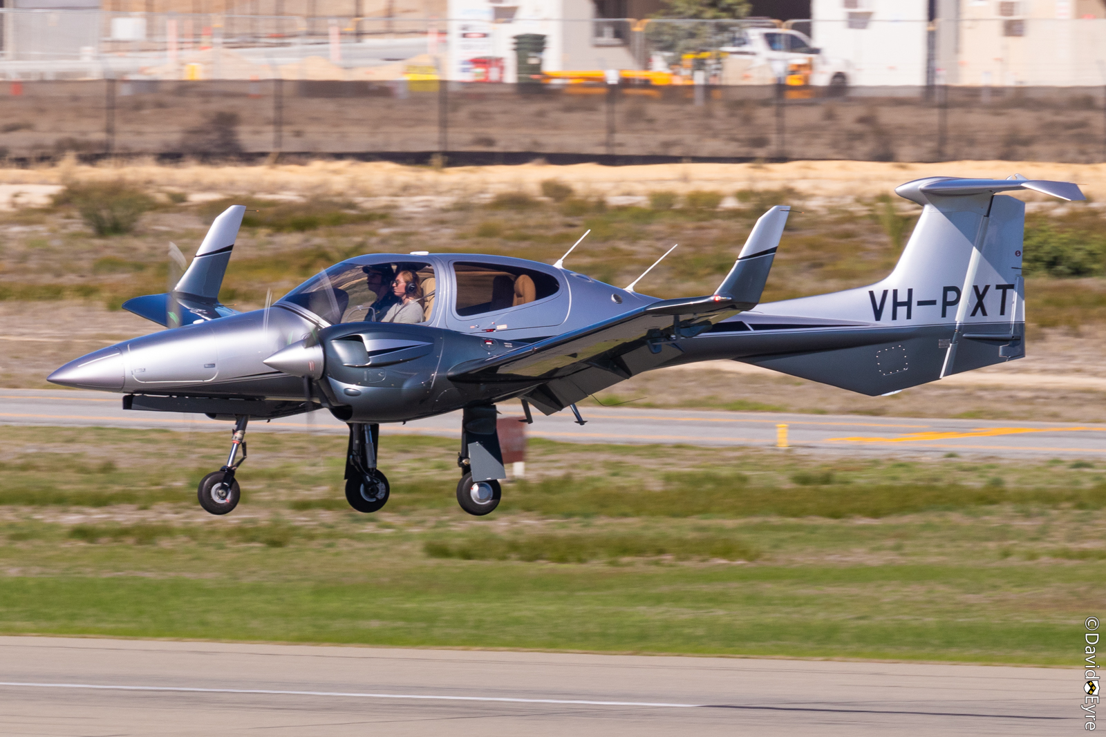 vh-pxt-diamond-da42ng-twin-star-owned-by-emerald-air-surveys-pty-ltd