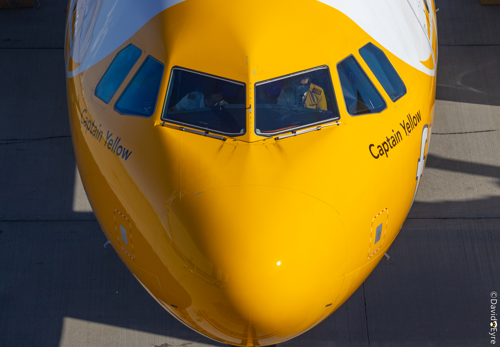 9V NCH Airbus A321 271NX Of Scoot Named Captain Yellow At Perth 9v-nch-airbus-a321-271nx-of-scoot-named-captain-yellow-at-perth